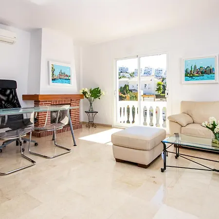Gorgeous In Riviera Del Sol With Kitchen * Sitio de Calahonda