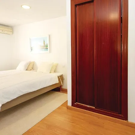 Vakantiehuis Gorgeous In Riviera Del Sol With Kitchen Sitio de Calahonda