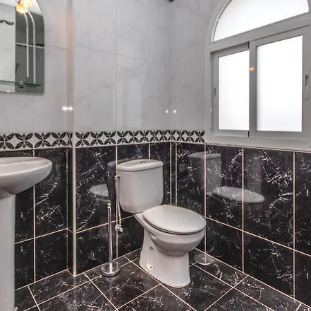 Gorgeous In Riviera Del Sol With Kitchen * Sitio de Calahonda