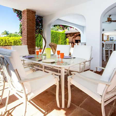 Vakantiehuis Gorgeous In Riviera Del Sol With Kitchen Sitio de Calahonda